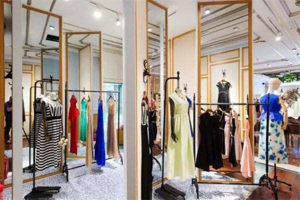 丽宣女装产品 门店图片