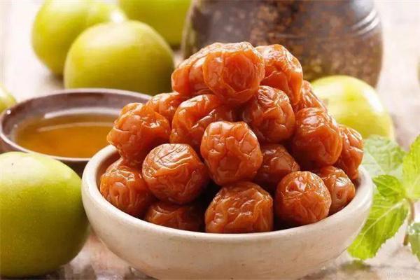 十八里梅零食产品 门店图片