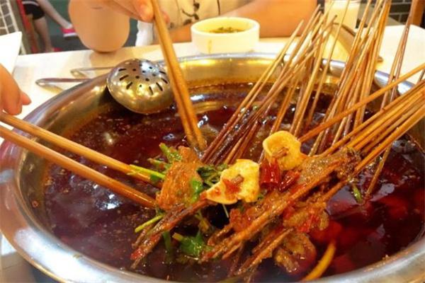 华阳串根香麻辣涮
