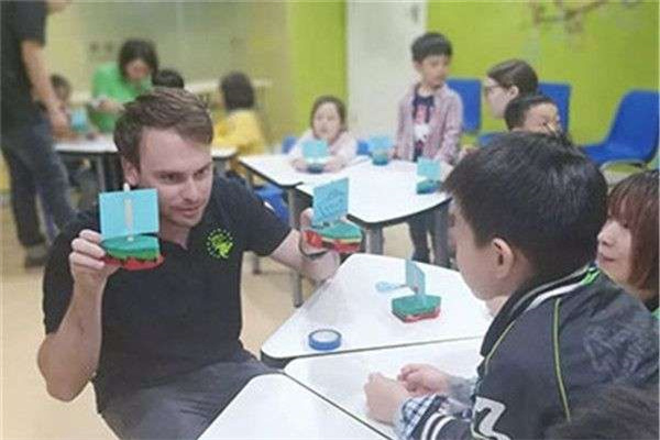 诚鹏教育产品 门店图片