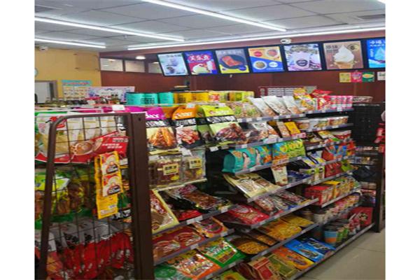 永旺迷你岛产品 门店图片