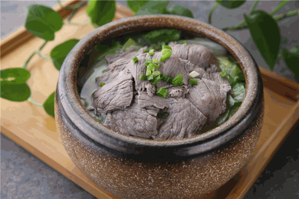 杨三娘跷脚牛肉