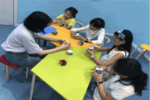 思维魔方早教中心