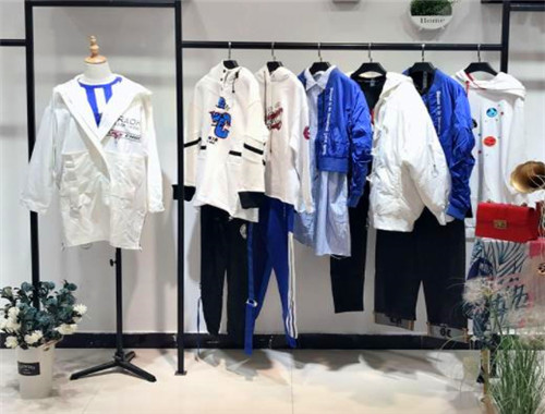 米尚服装产品 门店图片