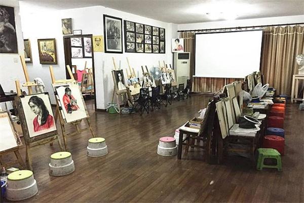 艾画少儿创意美术产品 门店图片