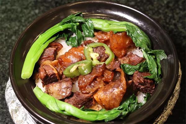 小益家煲仔饭产品 门店图片
