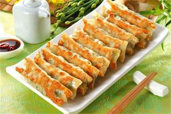 梁记一品锅贴煲仔饭产品 门店图片