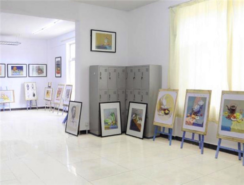 青美画室产品 门店图片