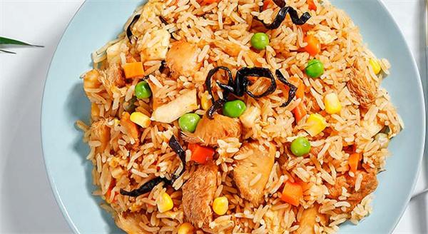 自由兄弟茶油炒饭产品 门店图片