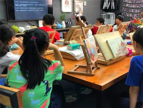 泉绘童话美术产品 门店图片