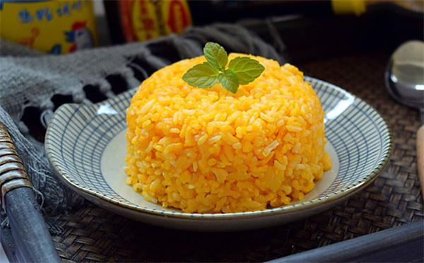 自由兄弟茶油炒饭产品 门店图片