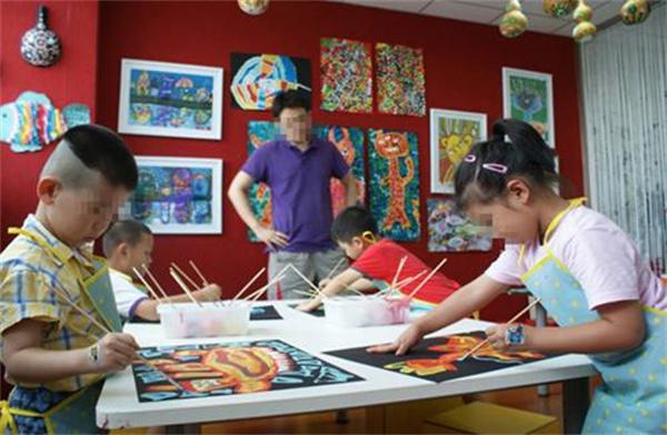 妈队美术小课堂产品 门店图片