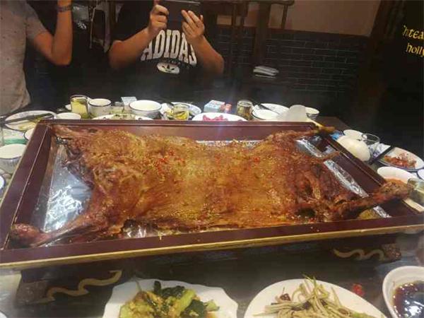 宗泉烤全羊烤羊腿产品 门店图片