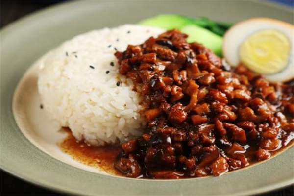 喜三香卤肉饭