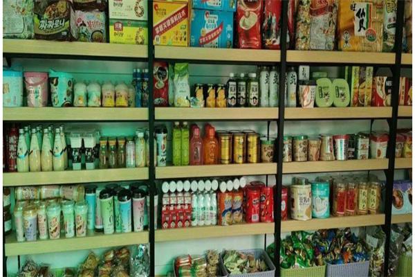 悠客休闲零食屋产品 门店图片