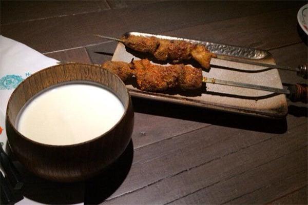 小尕子餐厅加盟