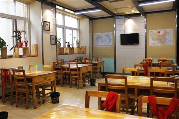三年二班主题餐厅