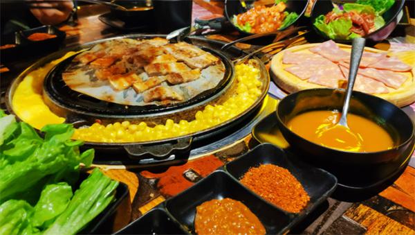 火焰炭烤肉馆产品 门店图片
