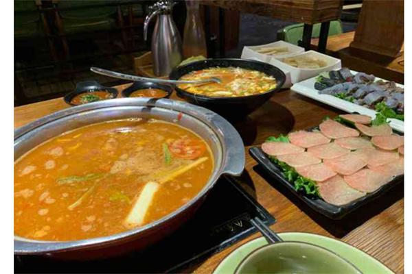 雨林小筑火锅产品 门店图片