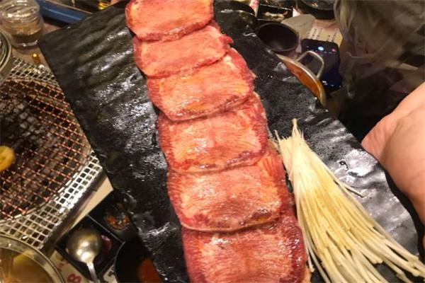 八号仓库烤肉产品 门店图片