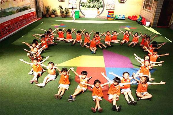 小天使幼儿园加盟