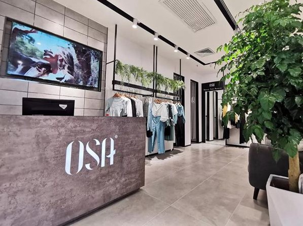 欧莎女装产品 门店图片