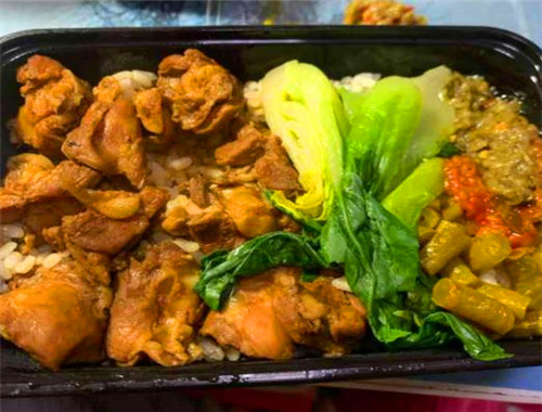 八炖卤汁剁椒拌饭产品 门店图片