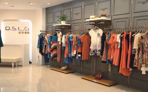 欧莎女装产品 门店图片