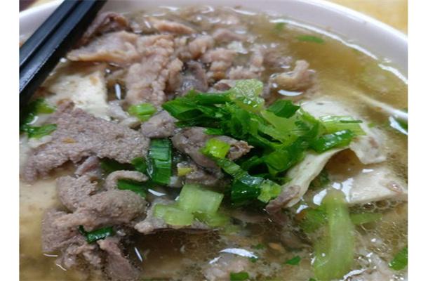 御膳鲜潮味猪杂汤粉世家产品 门店图片