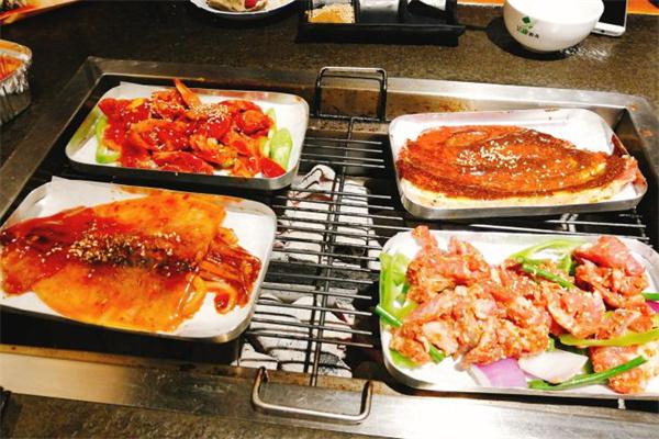 饭盒子烤肉产品 门店图片