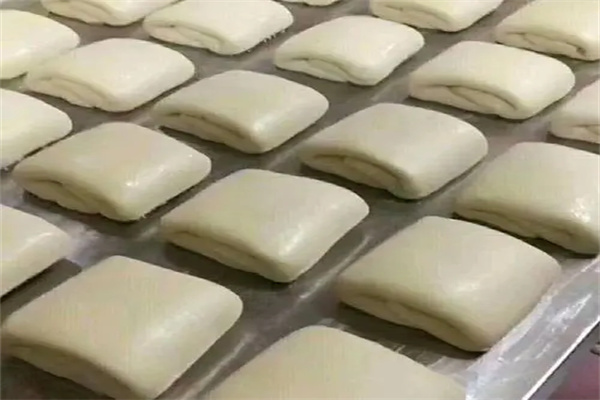 小兄弟鸡蛋灌饼加盟