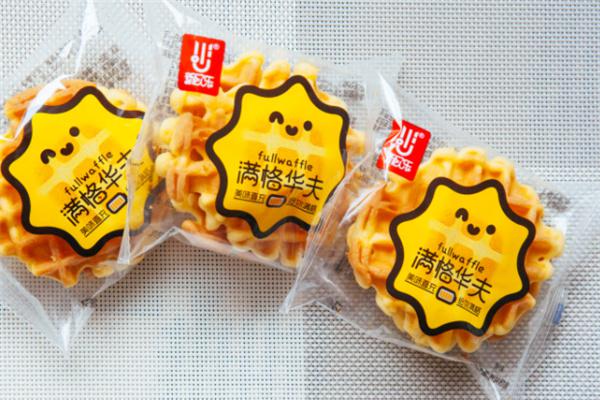 小秀同学休闲零食加盟