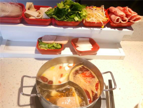 艾雅骨头王小火锅产品 门店图片