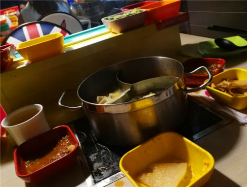 艾雅骨头王小火锅产品 门店图片