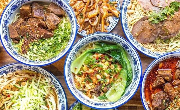 品香鸭血粉丝产品 门店图片