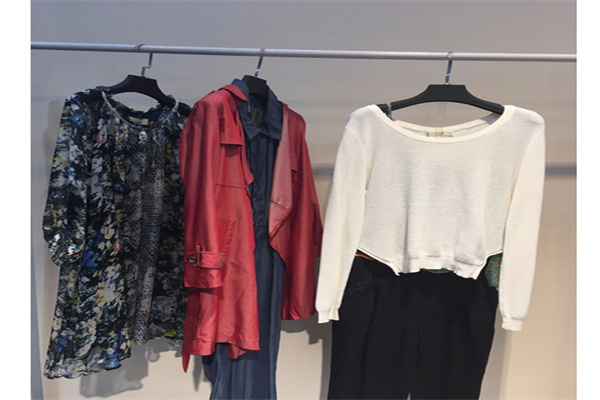 韵艾女装产品 门店图片