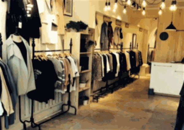 千城服装产品 门店图片