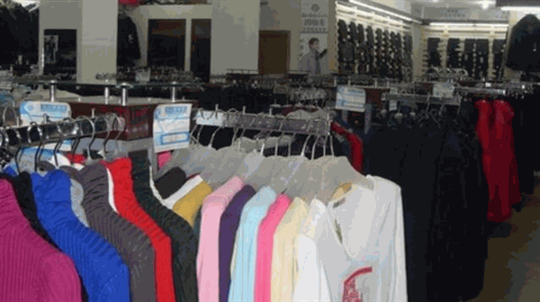 千佳汇服装超市产品 门店图片