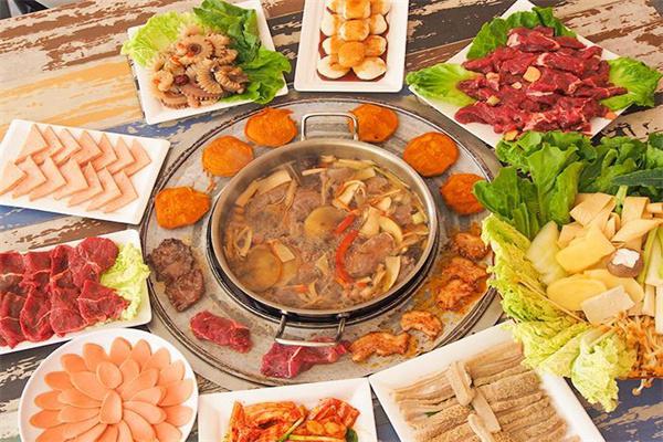 潮牛道养生汤锅产品 门店图片