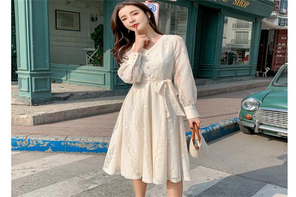 春天服饰产品 门店图片