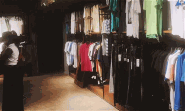 全城热恋服装店产品 门店图片
