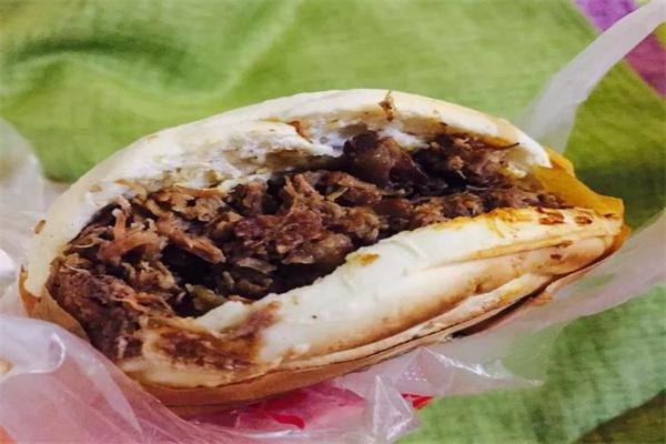 俏八戒肉夹馍