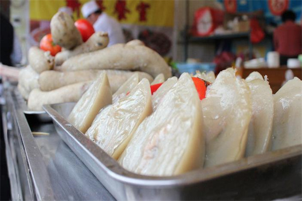 倾品小吃