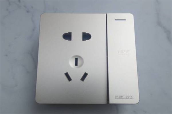 德力西开关插座产品 门店图片