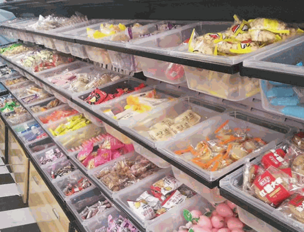 馋嘴道零食产品 门店图片