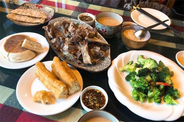 格日勒阿妈奶茶店产品 门店图片