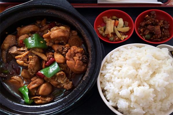 官氏黄焖鸡米饭