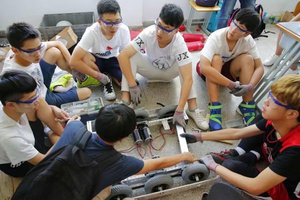 搭搭乐乐机器人教育产品 门店图片