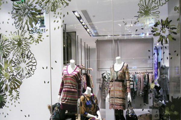 古卡服装产品 门店图片