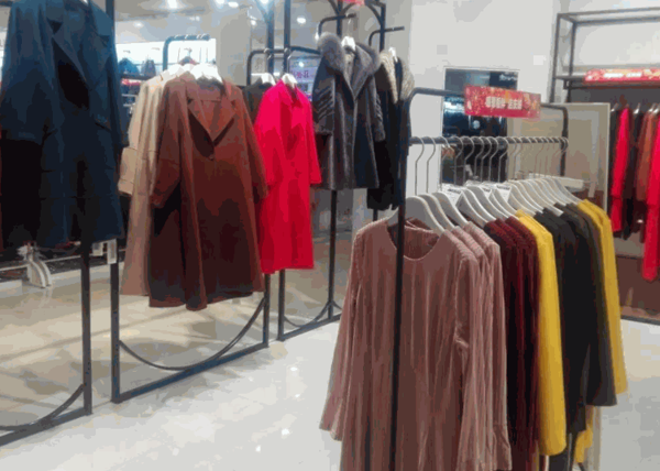宠爱女人女装产品 门店图片